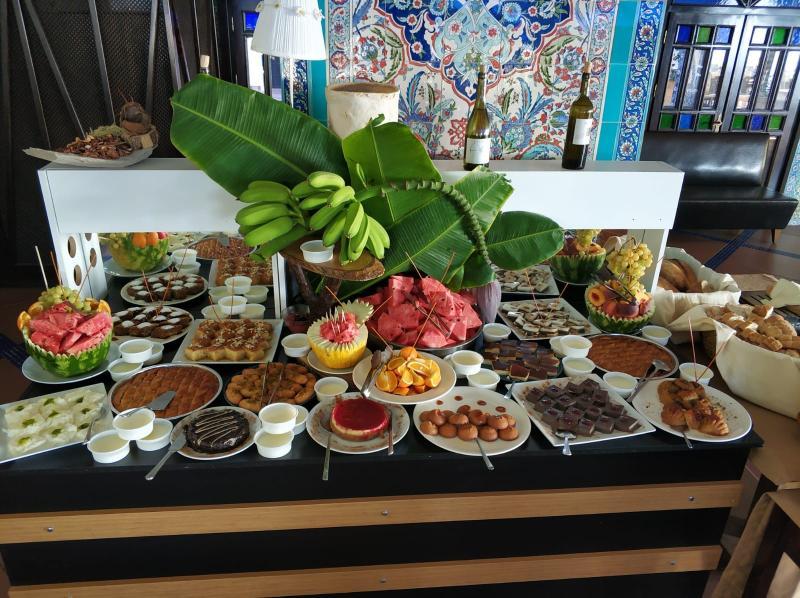 โรงแรมอัลตินซาเรย์ คูซาดาซี ภายนอก รูปภาพ